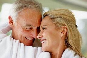 laimingas vyras, padidinęs savo potenciją po 50 metų